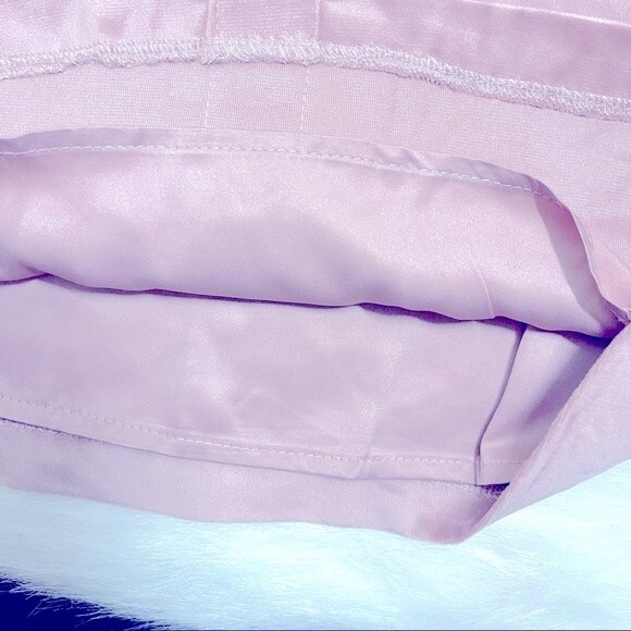 LULURAIN Toddler girls scalloped velvet dress. 2T. - Picture 9 of 9